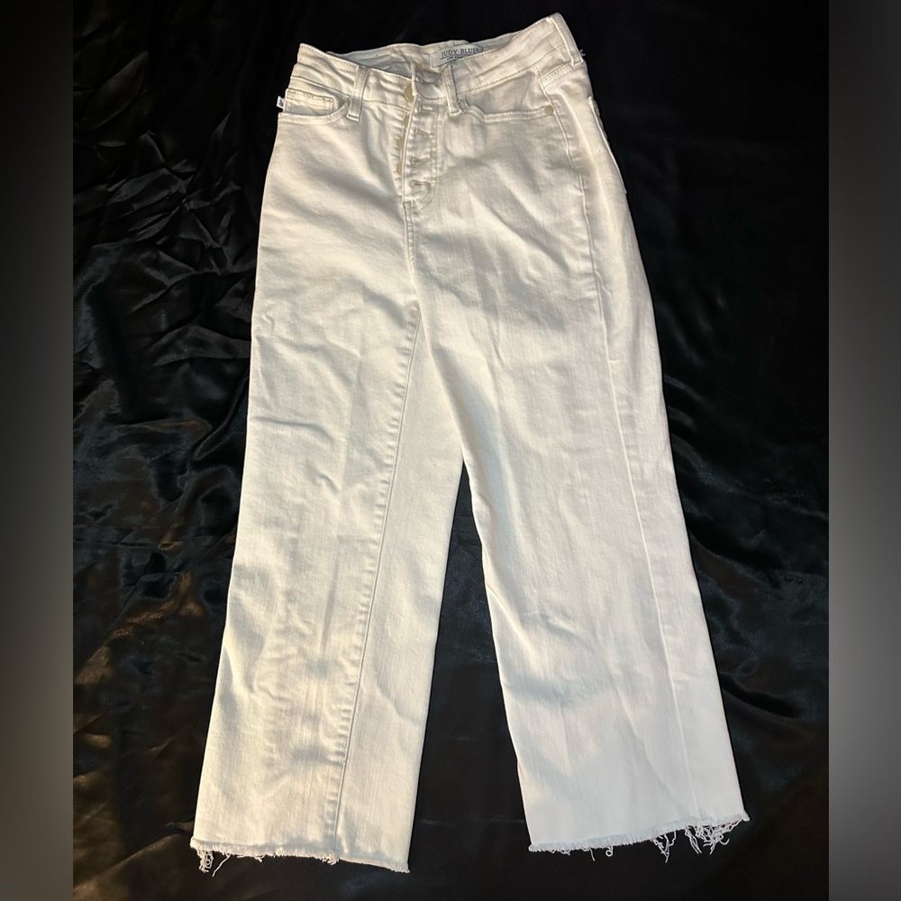 White Judy Blue Jeans Size 25